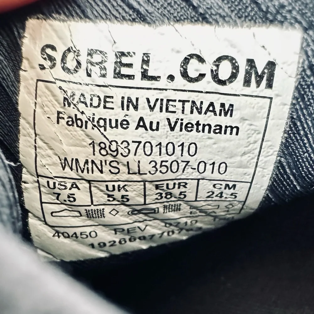 Sorel Kinetic Mesh Sneakers Black Embossed Zebra SZ 7.5 like new! - Picture 16 of 16